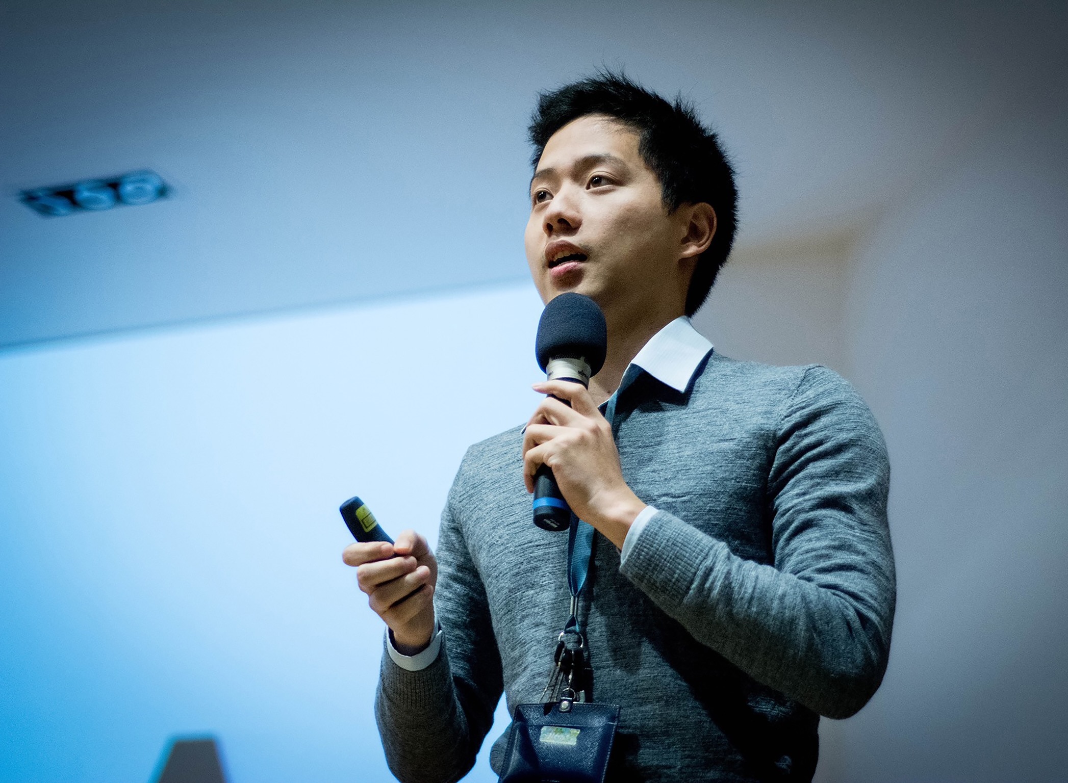〈何則文專訪:不懂經營個人品牌,大學時期就被淘汰?〉的文章封面